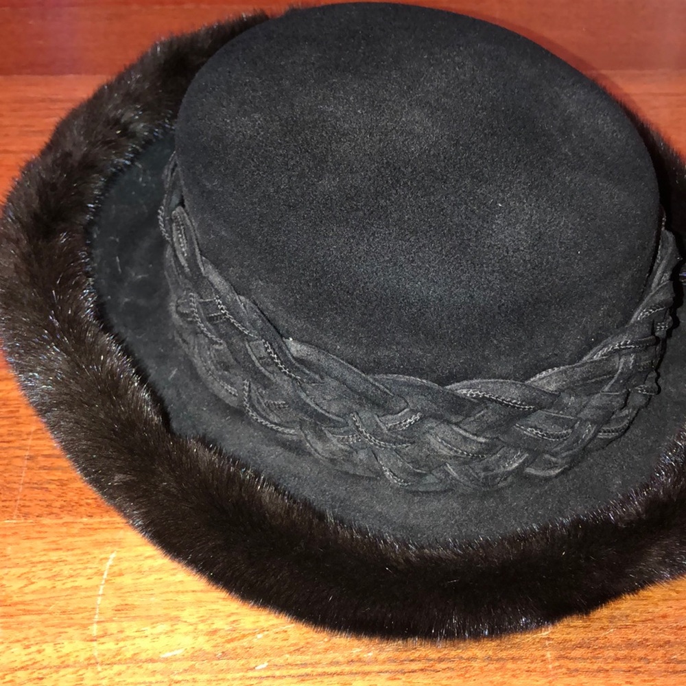 Authentic Mink / Velvet Hat - Picture 4 of 6